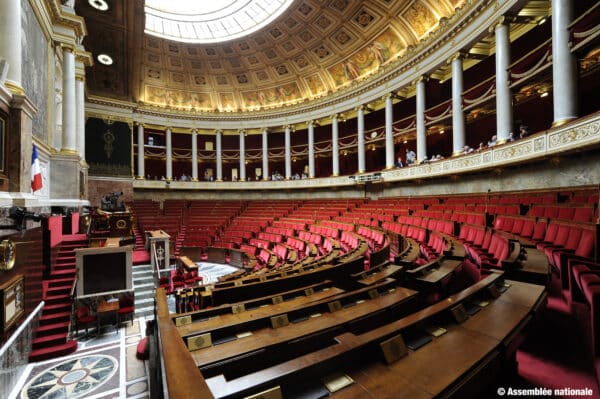 L'assemblée nationale française vide