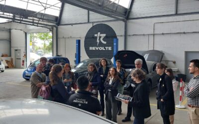 Visite du garage Revolte|Batterie lithium ion|Mousse Tesla|Gigacasting Tesla Y|Les demandes de HOP pour des normes auto ambitieuses